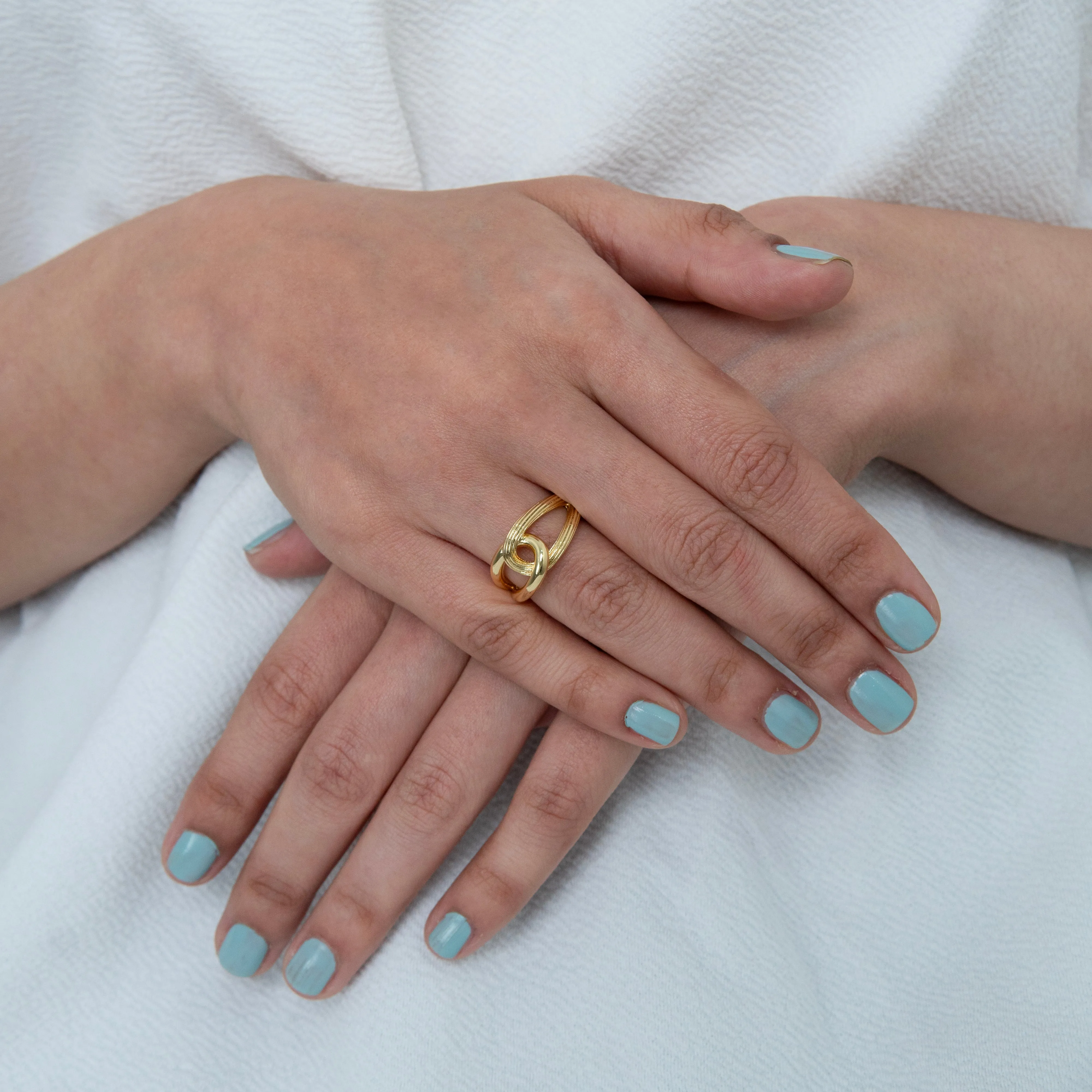 Tie Interlocked Adjustable Ring Gold Plated