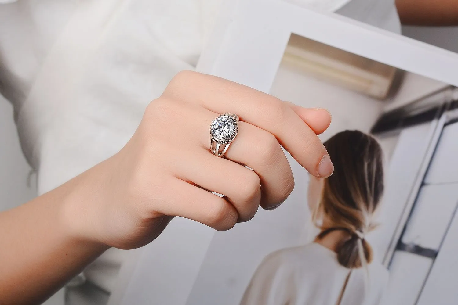 Titanium Steel Casting Jewelry Fashion Simple Female Jewelry Diamond Ring Men's And Women's Jewelry A Generation Of Hair Ring