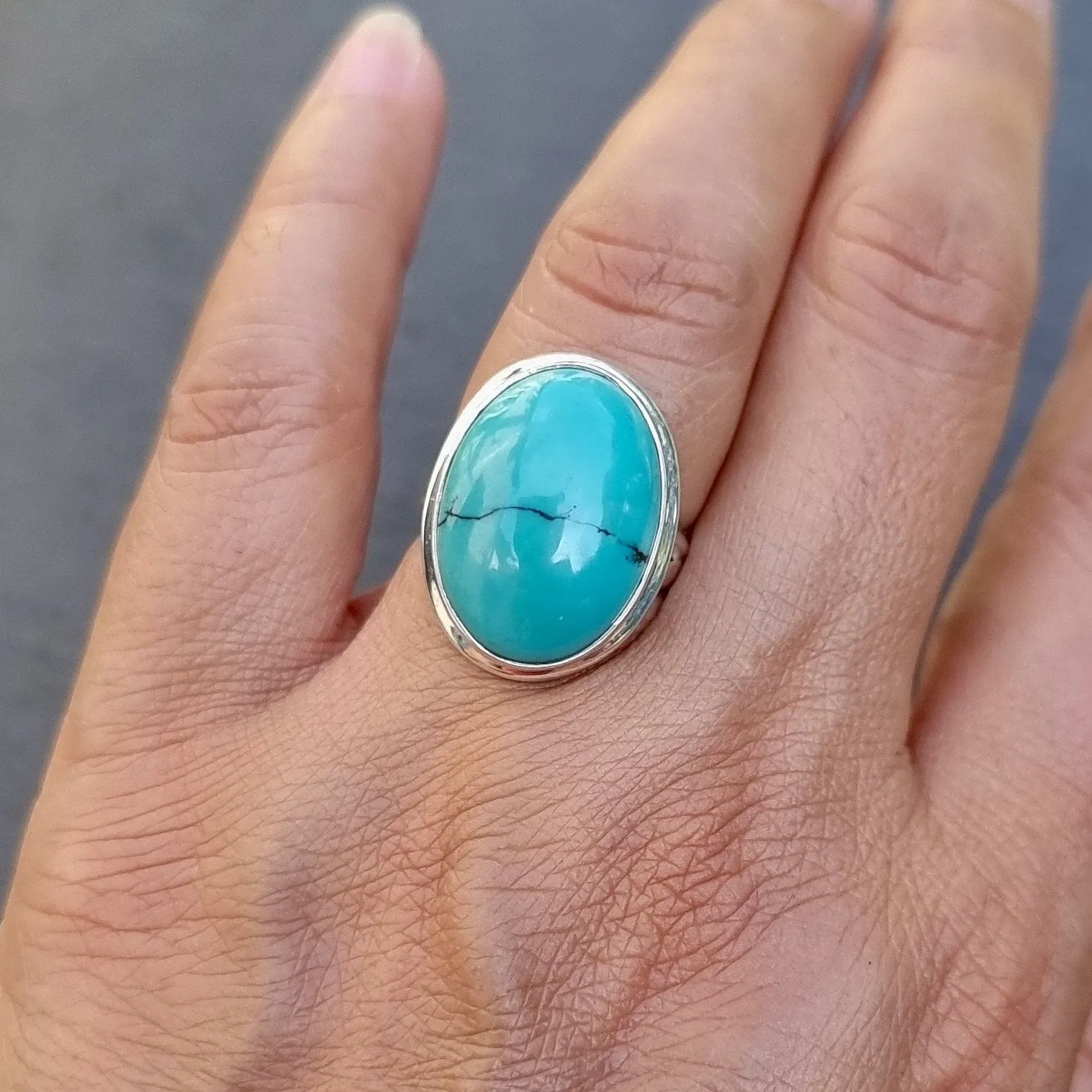 Unisex Small Oval Turquoise Sterling Silver Ring, R68