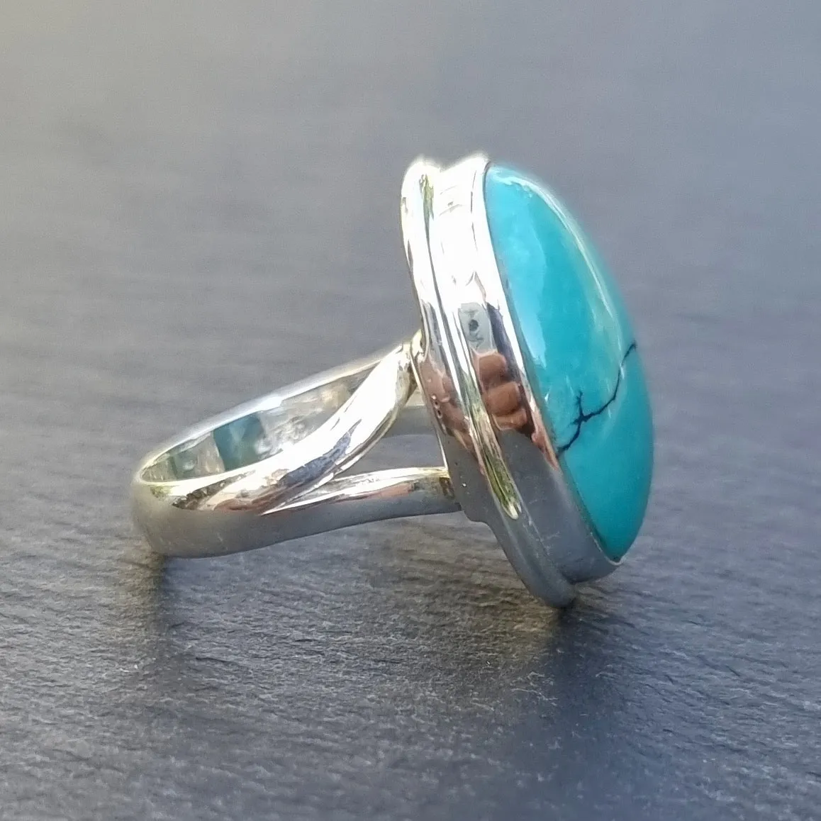 Unisex Small Oval Turquoise Sterling Silver Ring, R68