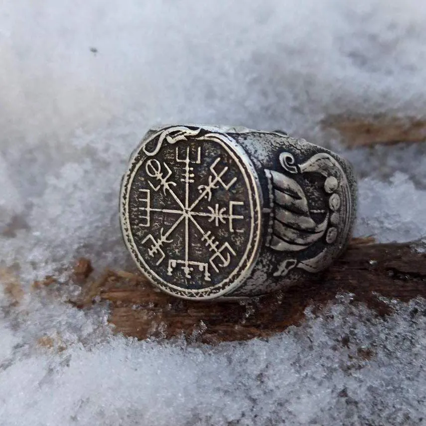 Vegvisir bronze signet ring