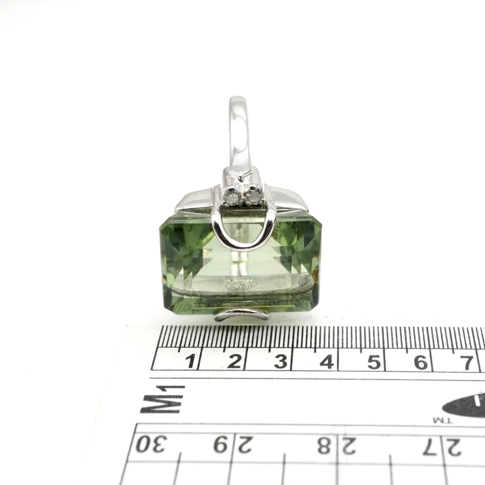 VERY RARE GREEN AMETHYST & DIAMONDS RING