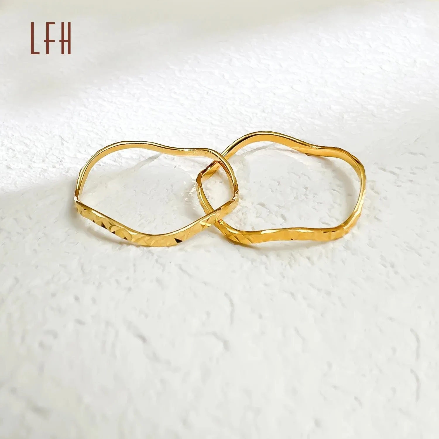 Wavy Diamond Cut Stackable Ring