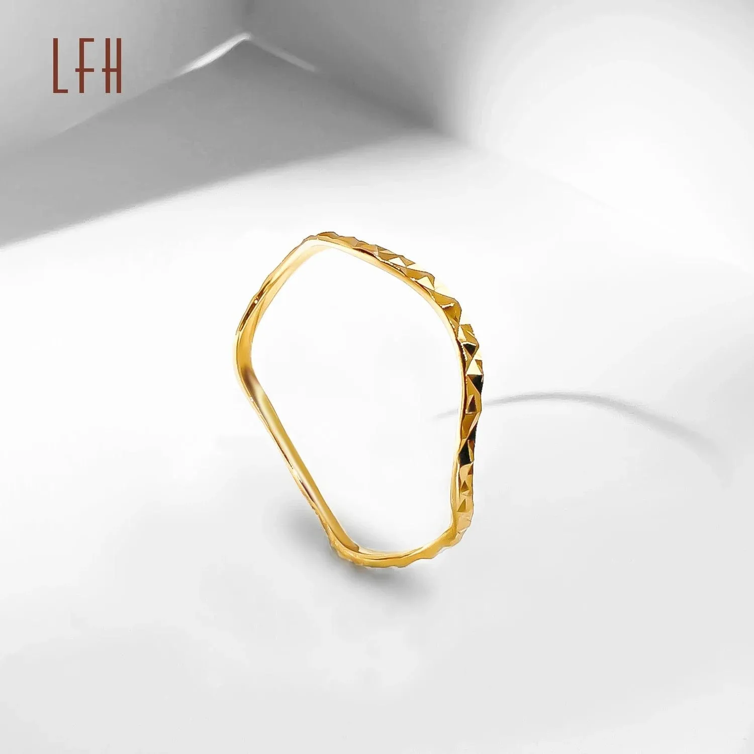 Wavy Diamond Cut Stackable Ring
