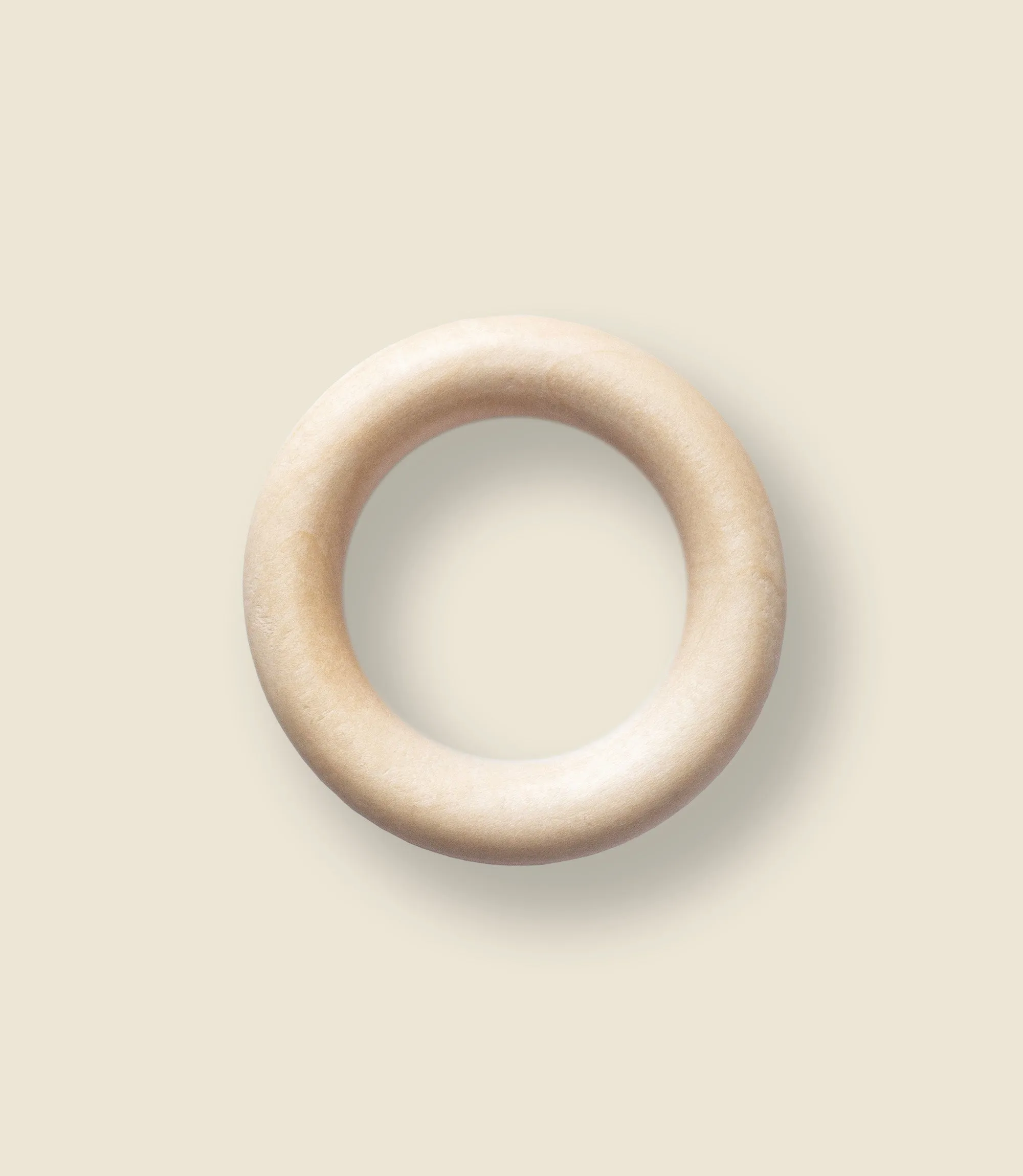 Wooden rings, maple wood